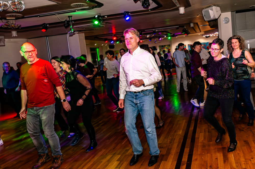 20251206Huckepackparty unbenannte Fotosession 00192